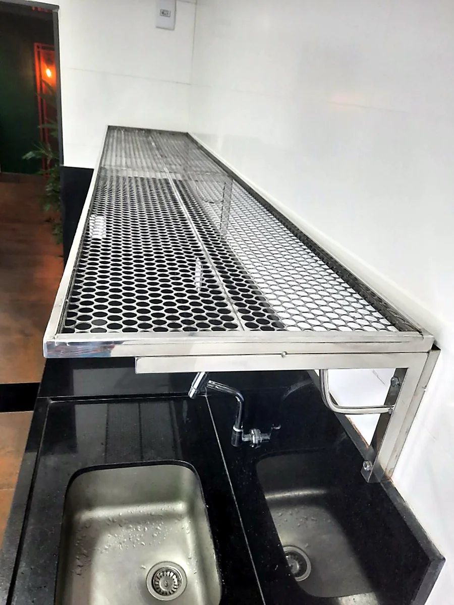 Bancada em aço inox com cuba dupla