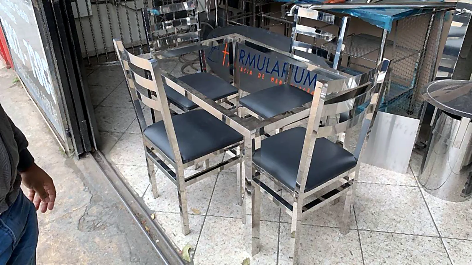 Estruturas de mesa em aço inox